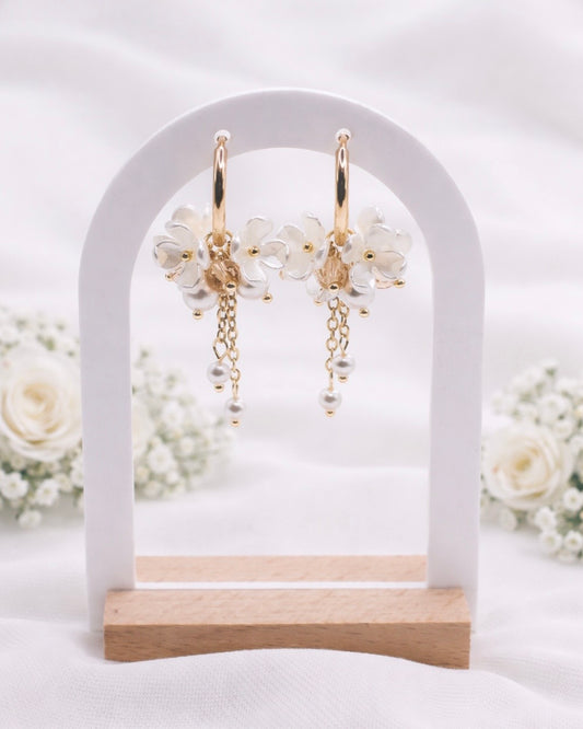 Aida-korvakorut, beige