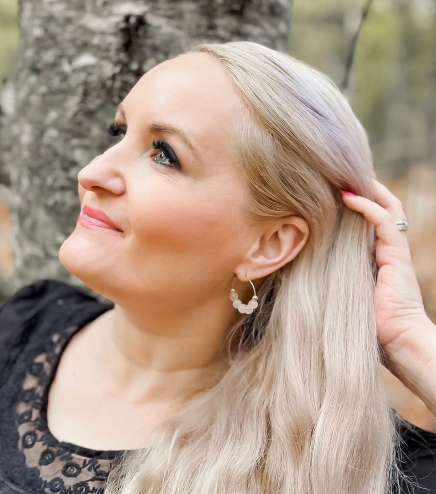 Lana-korvakorut, musta akaatti