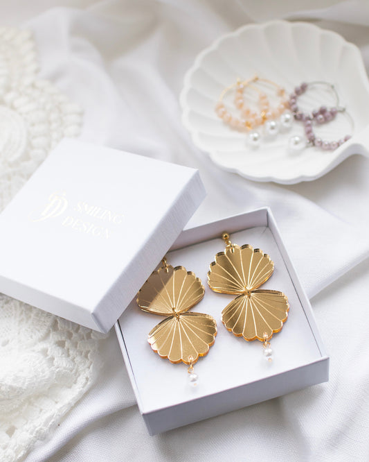 Bianca-korvakorut, kulta