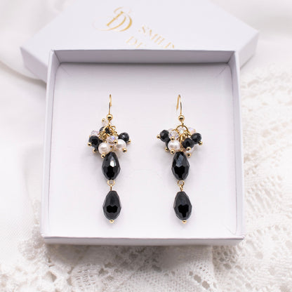 Bea-korvakorut, musta