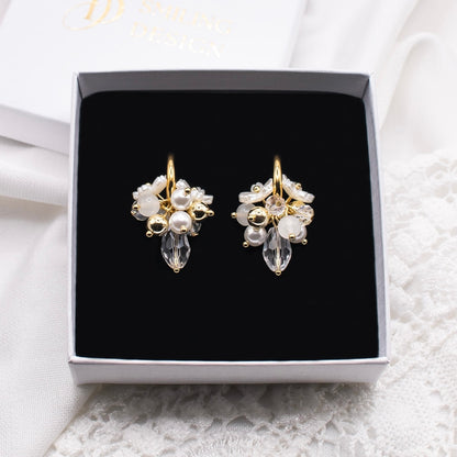 Celine-korvakorut, valkoinen