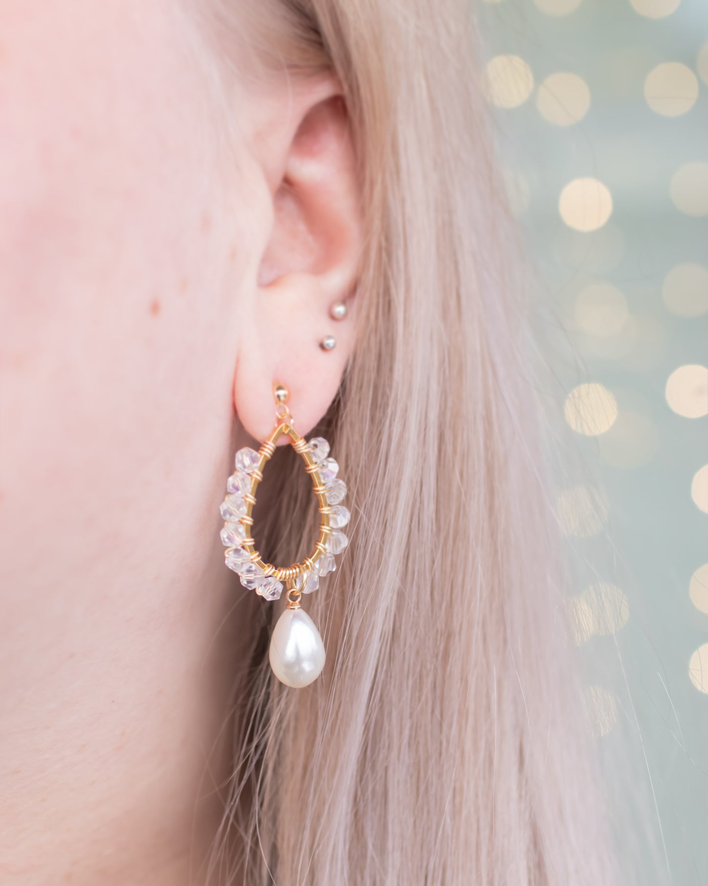 Sofia-korvakorut, kirkas