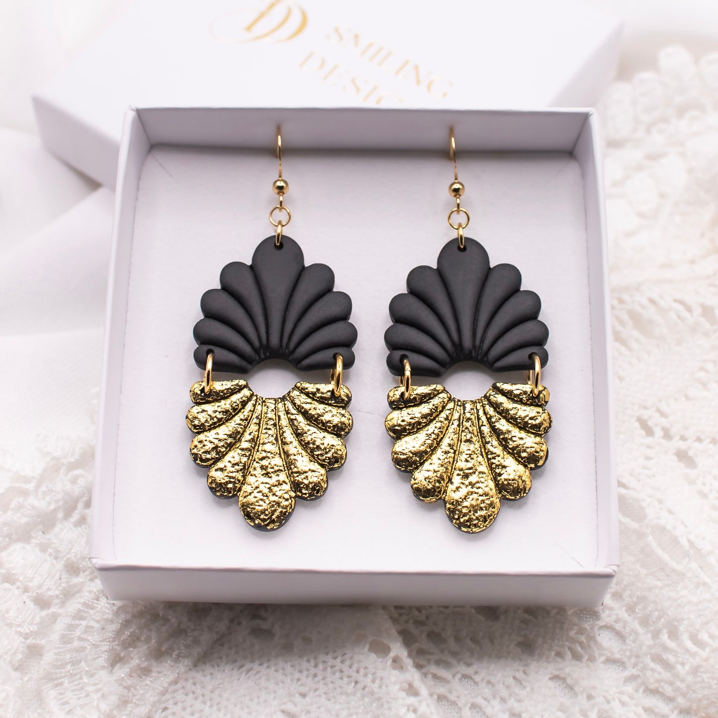 Madeline-korvakorut, musta