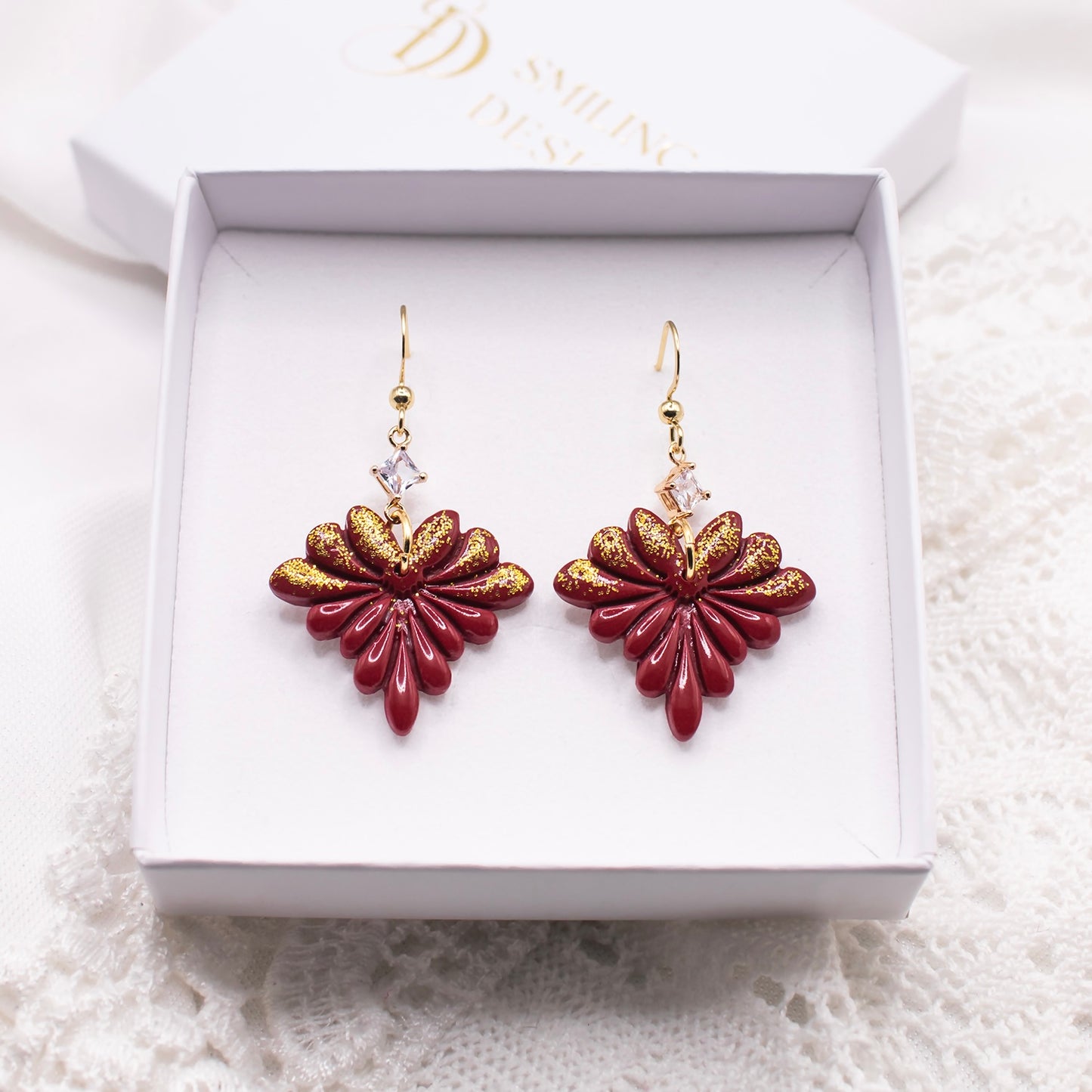 Vivian-korvakorut, viininpunainen