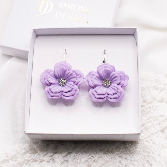 Daniela-korvakorut, laventeli