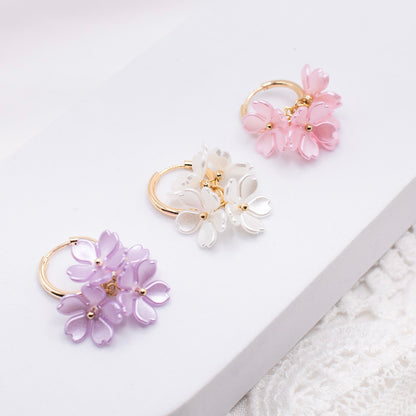 Noelle-korvakorut, valkoinen