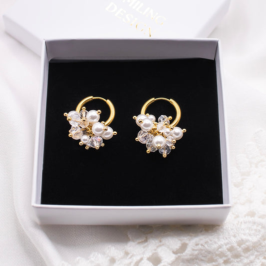 Nina-korvakorut, kirkas